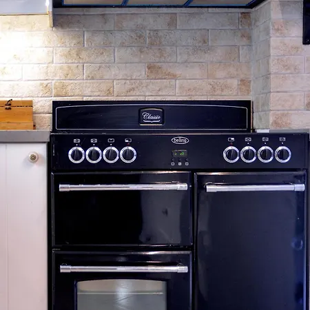 Ianira * Arvanitakeika